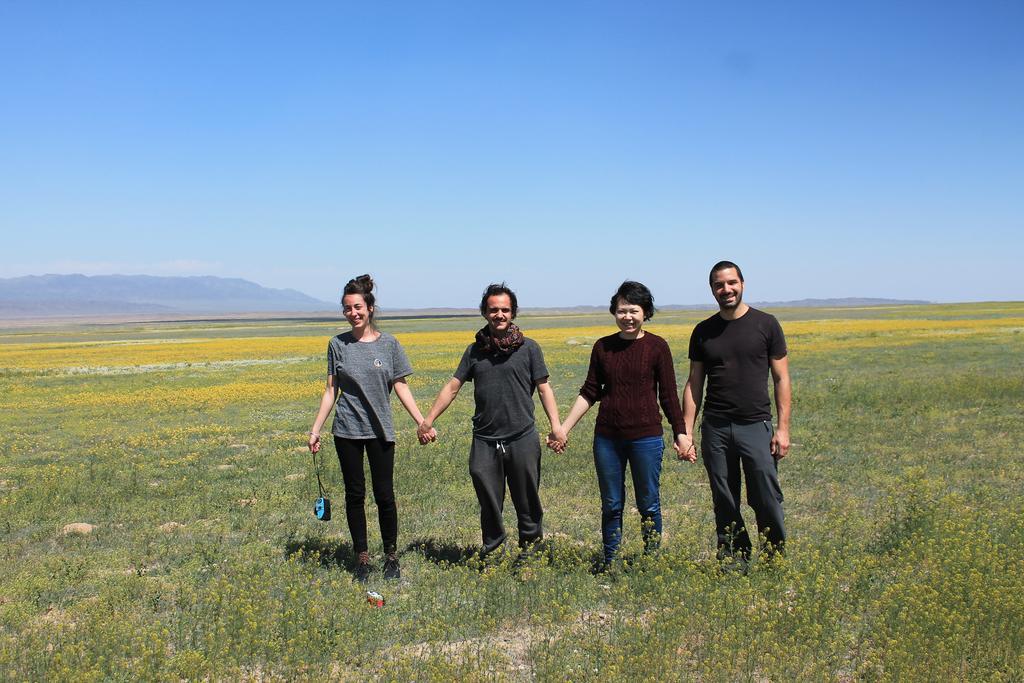 Almaty Backpackers Ostello Esterno foto